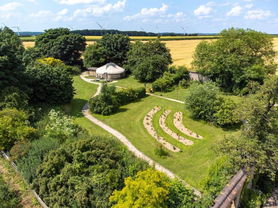 Giant Yurt Sleeping 8 With Spa, Catering, Walled Gardens, Nature Reserve, Free Parking * Scunthorpe